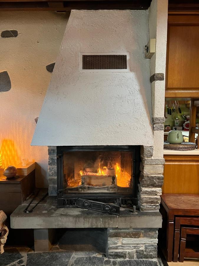 Entire Cozy Chalet In St-Cergue - 30 Min From Geneva سان-سيرغيه المظهر الخارجي الصورة