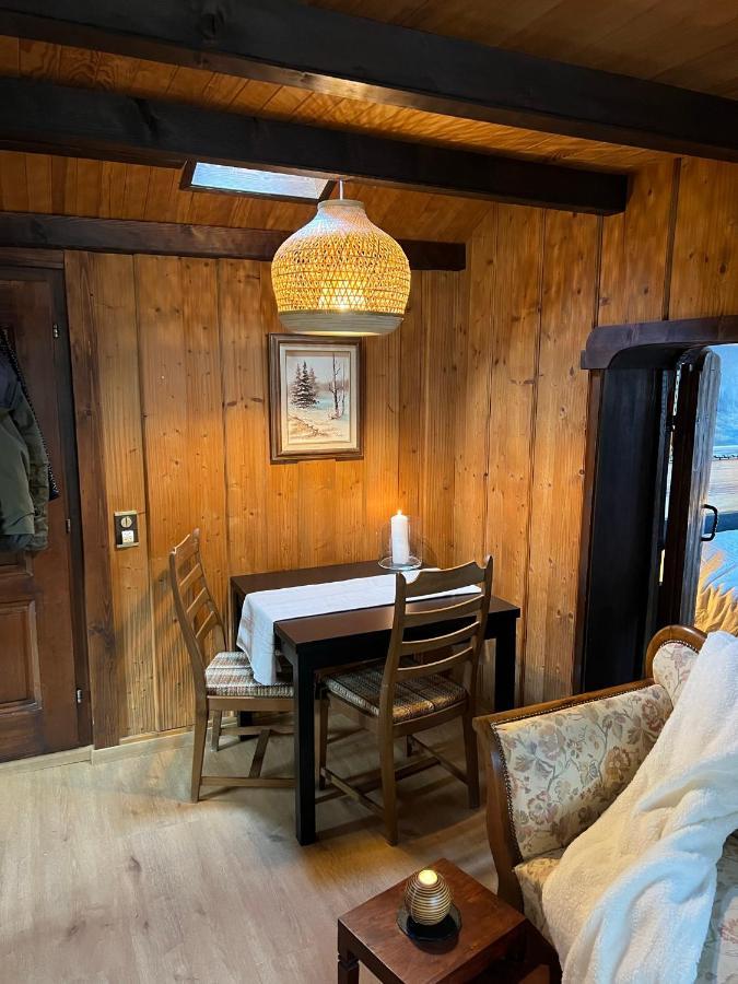 Entire Cozy Chalet In St-Cergue - 30 Min From Geneva سان-سيرغيه المظهر الخارجي الصورة